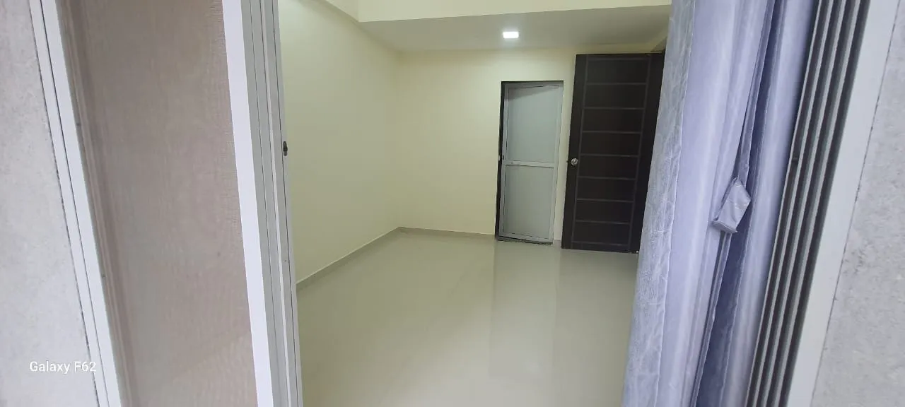 Shri Krishna Nayan Complex Master Bedroom